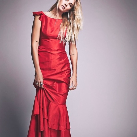 Free People Limited Edition Red Goddess Gown 0 - Picture 1 of 2